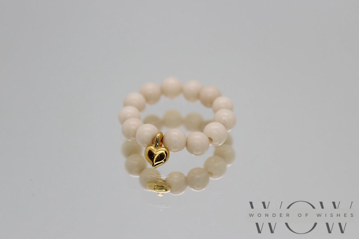 Ring aus Natursteinperlen (3-4mm) mit nickelfreiem Material